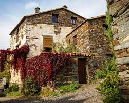 Most casas rurales belong to owner associations. Que Ver En Patones De Arriba Un Pequeno Reino Cerca De Madrid