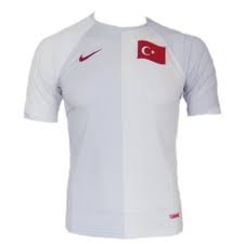 Wir testen das (hautenge) trikot der nationalmannschaft. Turkei Trikot Test Vergleich 2021 7 Beste T Shirts