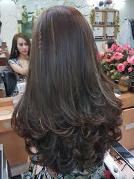 Hot Trend 40 Kiểu Toc Uốn đuoi đẹp Chất Mới Trẻ Trung 2020 Curly Hair Styles Cắt Toc Kiểu Toc Dai