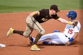 Jun 22, 2021 · game: Twitter Is Losing Their Mind Over Espn S Audio Delay Of Dodgers Padres