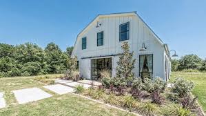 How To Build A Barndominium 6 Steps To Turn A Barn Into A Home Realtor Com