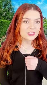 Delilah Tate's Instagram, Twitter & Facebook