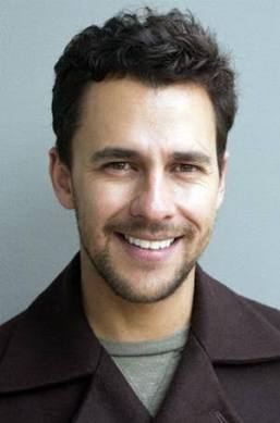 Iván López, actor colombiano afectado por la emergencia, do AI tạo