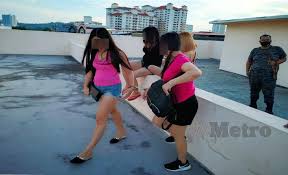 Blog khas untuk wanita yang ingin cantik,kurus,slim,rahsia diet wanita. Bilik Rahsia Atas Bumbung