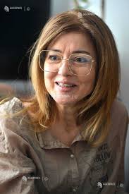 Prezentatorul celebru din românia care făcea orice ca să o vadă pe oana sârbu. Interviu Oana Sirbu Agerpres ActualizeazÄƒ Lumea