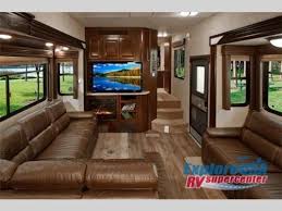 Pin By Travel Easy Decks Llc On Traveling Easy With Travel Easy Decks Luxury Rv Living Luxury Rv Camper Living