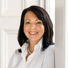 We did not find results for: What To Wear For Business Headshot Guidance For Women