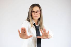 La lituanieni, italieni, români, și nu numai, superstiția despre mâncărimea palmelor este viceversa. Ce InseamnÄ DacÄ Te MÄnancÄ Mana StangÄ RÄspunsul Pe Care MulÈi Nu Il Ètiu Antena 1