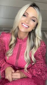 ✨ “Com a aplicação dos exossomos, você vai sentir sua pele mais saudável,  rejuvenescida e com um aspecto mais jovem, com resultados que podem ser  visíveis em poucas sessões.”, “Quer conhecer os ...