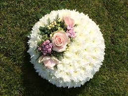 Funeral Posy Pad White Chrysanthemum Based With Floral Spray Created By Willow House Flowers A Funeral Flower Arrangements Funeral Flowers Funeral Floral