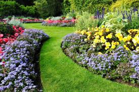 Wir suchen eine aushilfe zur garten und grundstückspflege in geringfügiger beschäftigung auf stundenlohnbasis. Garten Neu Anlegen Mit Diesen Kosten Mussen Sie Rechnen