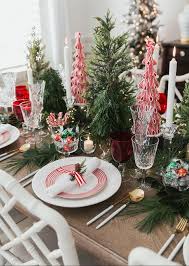 Select from premium christmas centerpieces of the highest quality. 35 Best Christmas Centerpieces Stylish Holiday Table Setting Ideas