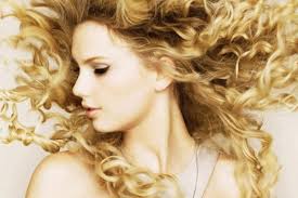 So, how will the aesthetic narrative swift's currently weaving reflect throughout her next album? Icccgytdriz3sm