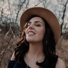 Devan Nicole (devannicoleloffredo)