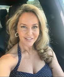 Hi happy birthday 🎈🎁 🎂 to you