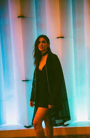 Dua lipa's parents moved to london in 1992 and had their three children: Dua Lipa Issuu