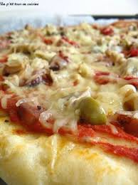 Recette De Pizza Aux Saucisses Poivrons Et Olives Vertes