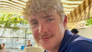 Antonio Randall's Instagram, Twitter & Facebook