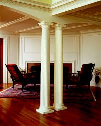 Not even the part of the house under the porch roof is symmetrical. This Old House Manchester Ma Chadsworth S 1 800 Columns