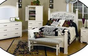 Miller bedrooms of millersburg ohio offers quality amish made bedroom furniture. Le White Bedroom Set For Sale In Dayton Cincinnati Ohio