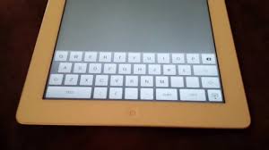 Quickly Switch Keyboard Layouts On The Ipad Youtube