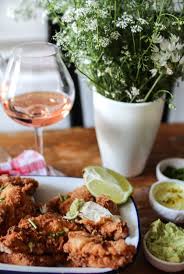 Poulet Frit Croustillant Au Lait Ribot Et Mayonnaise D Avocat Royal Chill Blog Cuisine Voyage Et Photographie Recette Poulet Frit Croustillant Poulet Frit Recette Poulet Croustillant