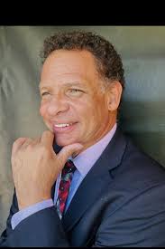 A Beach House in the Hamptons (2025)