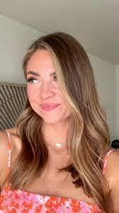 Hillary Beecher's Instagram, Twitter & Facebook