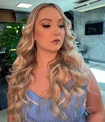 Carla Barcelos (@carlabarcelos23) · Instagram 照片和视频