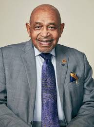 Graves Gilbert Clinic CEO, Chris Thorn is recognized as the new 2021  Chairman of the Board of Directors at Bowling Green Area Chamber of  Commerce's 86th annual celebration.