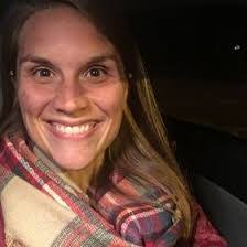 Karla Bragg's Instagram, Twitter & Facebook