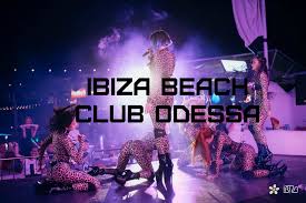 Naked 18Yo Showed Pussy at Ukraine Nudist Spot