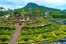 Taman mini indonesia indah and transparent png images free download. 11 Taman Bunga Tercantik Di Dunia Ini Bakal Bikin Si Doi Suk