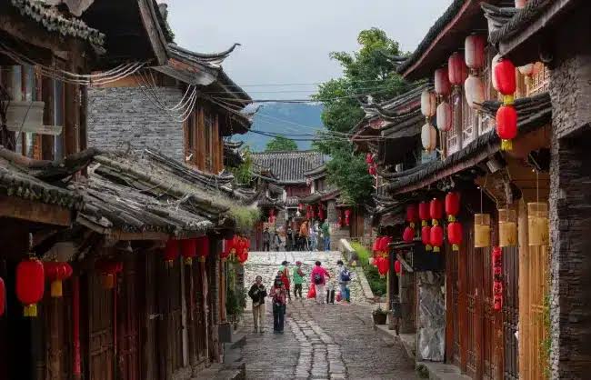 Shuhe Ancient Town: Step into History's Embrace in Yunnan