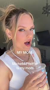 Debra Pfeifer's Instagram, Twitter & Facebook