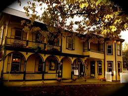 You May Wonder Why Tomato Pie Cafe It S Known To Be Different Things To Different People But For The Fisher Family It S Be Lititz Cute Cafe Pleasant View