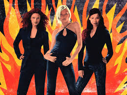 The new charlie's angels has elizabeth banks, patrick stewart, and djimon hounsou. The Absurd Reckless Fun Of The Early 2000s Charlie S Angels The Ringer