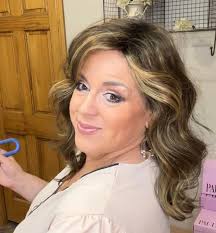 Check out the New KYRA in Glazed Toffee from Paula Young Wigs 💜 I'm in  love with this new style, click here to watch my full review