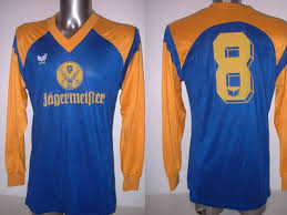 Habt ihr euch eigentlich schon für das spiel am samstag gegen hansa rostock beworben? Erima Eintracht Braunschweig Jersey H 17 18 Kids For Sale Ebay