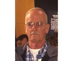 Carrie Munger's Instagram, Twitter & Facebook