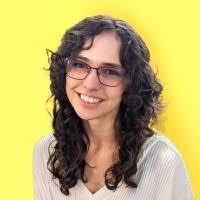 Rosalyn Davidson's Instagram, Twitter & Facebook