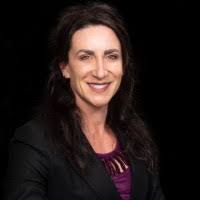 Karen Rau's Instagram, Twitter & Facebook