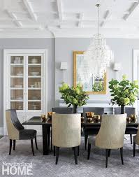 A Home That Marries Modern And Traditional Styles New England Home Magazine Custom Dining Tables Elegant Dinning Room New England Decor
