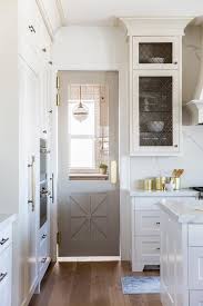 Edgecomb gray (benjamin moore) edgecomb gray is another color that plays well with lighter countertops. Edgecomb Gray Design Ideas
