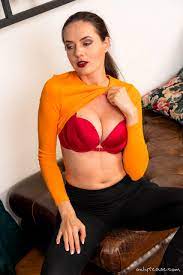 Onlyallsites Nikolart Introduce Beautiful Tubegals Hottest Images.  無料洋物のポルノエロ画像!