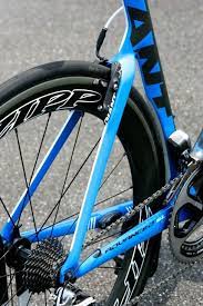 コンパクトなリアバック エアロ効果に大きく貢献している cyclowired 自転車 サイクリング 自転車 画像