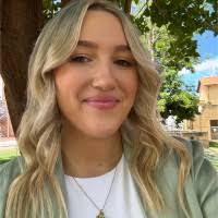 Caitlin Revell's Instagram, Twitter & Facebook