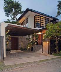 Desain rumah ini terinspirasi dari gaya arsitektur tradisional dari indonesia. House At Surabaya Indonesia Desain Rumah Kecil Arsitektur Home Fashion