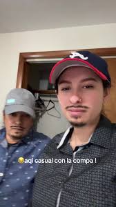 Itzel Valencia (@itzelofficial96)