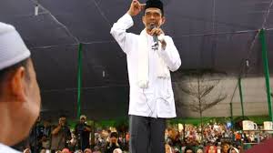 Apakah ustadz abdul somad hadir? Ustaz Abdul Somad Isteri Sah Bercerai